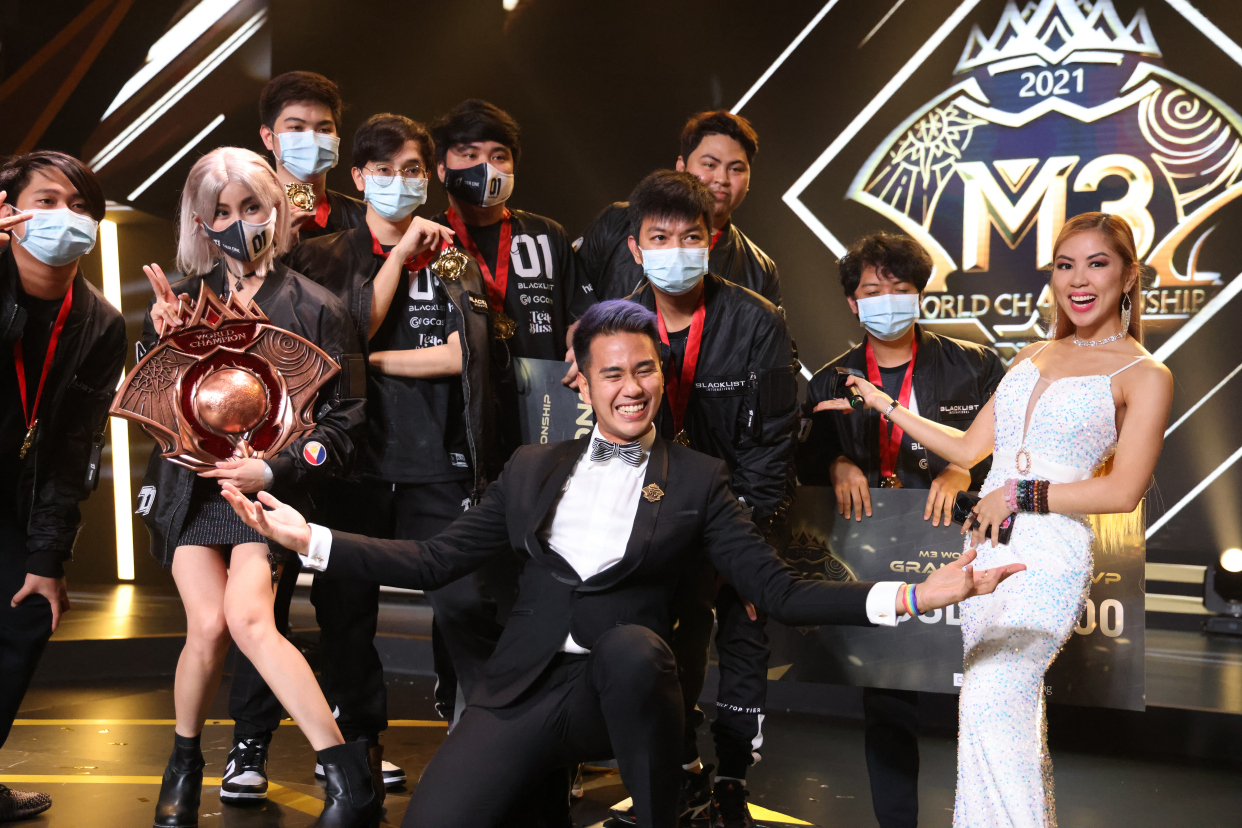 关于全明星赛之夜,球员实力对决观众期待!的信息 关于全明星赛之夜,球员实力对决观众期待!的信息