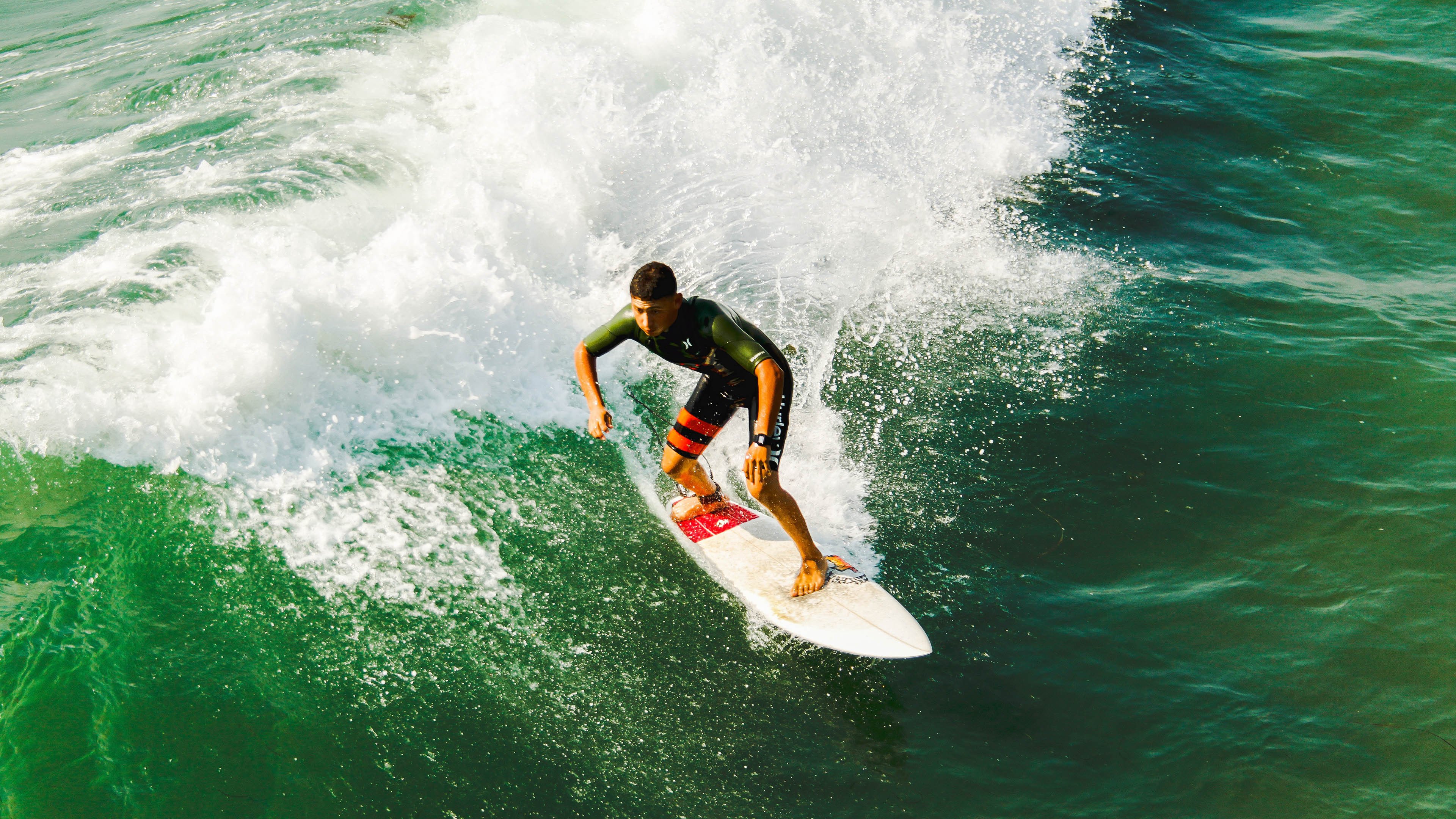 当皮克在欧冠决赛接管比赛，希腊神话般的险胜国际米兰